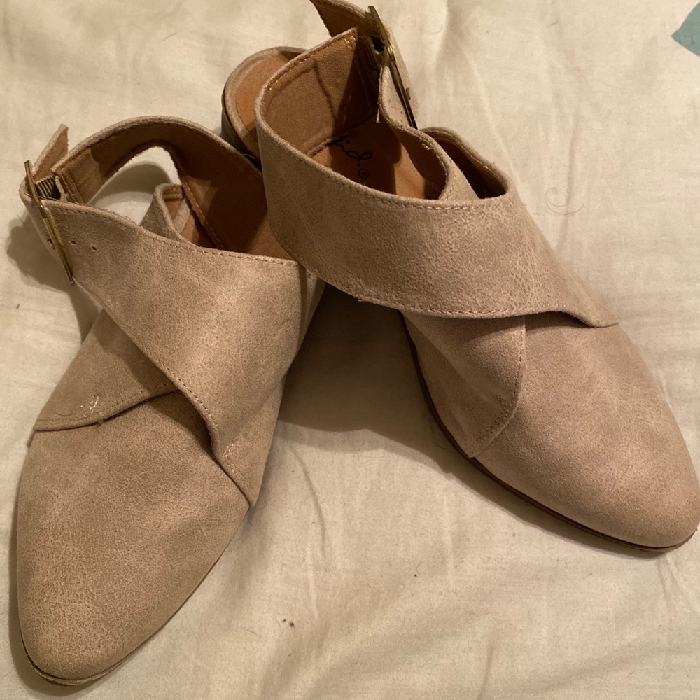 Tan suede pointed toe clogs